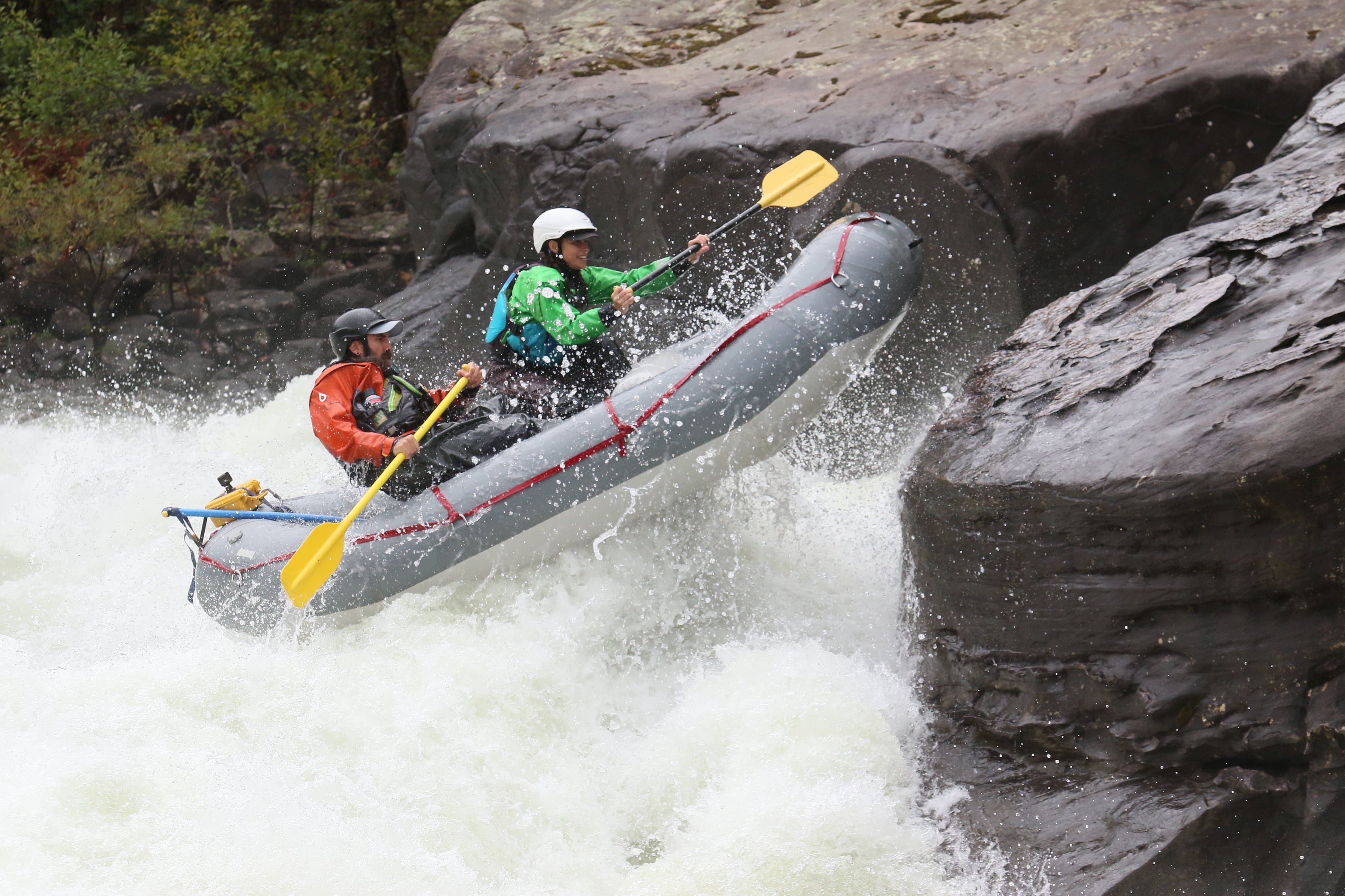 SB-105 Storm 10.5′ Self-Bailing Raft